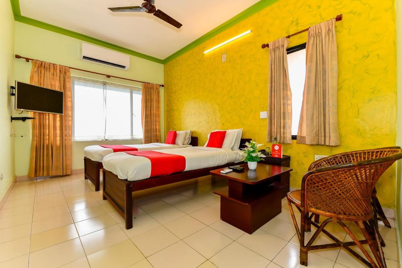Oyo Flagship 9560 Hotel Bellwether Kochi Екстер'єр фото